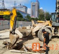 亚洲日本色555高温下的坚守｜道路建设者用汗水铺就畅通路